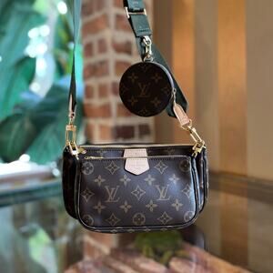 LOUIS VUITTON Multi Pochette Accessories Monogram Canvas Crossbody Bag